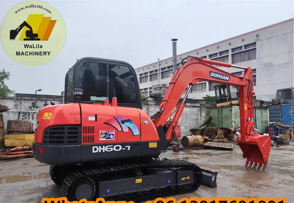 Doosan DH 60-7 - Mini escavadeira: foto 2 Doosan DH 60-7 - Mini escavadeira: foto 2