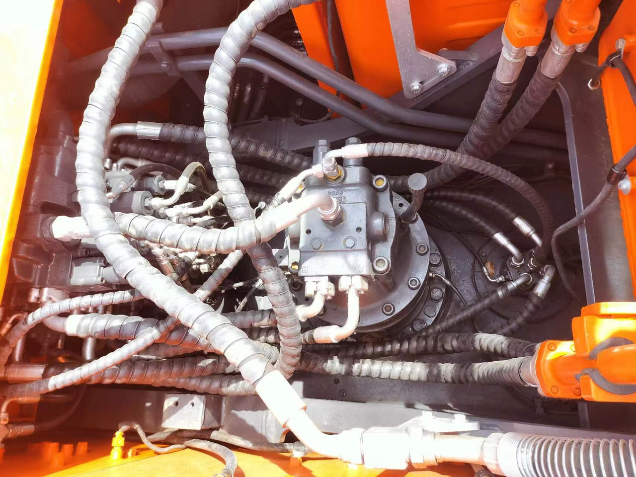 Escavadora de rastos Doosan DX 300 Korea imports doosan DX300: foto 8