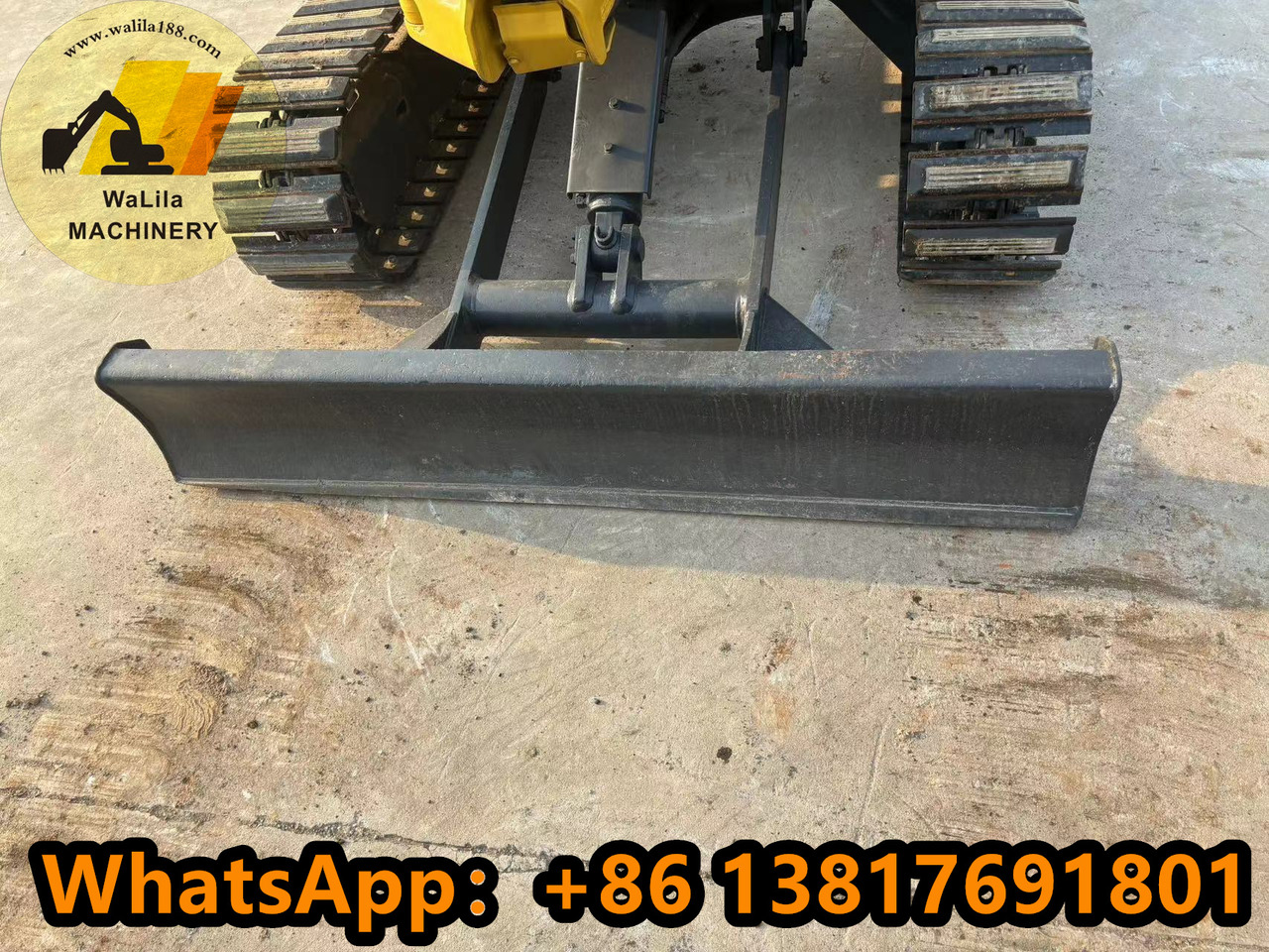 KOMATSU PC35MR - Mini escavadeira: foto 4 KOMATSU PC35MR - Mini escavadeira: foto 4
