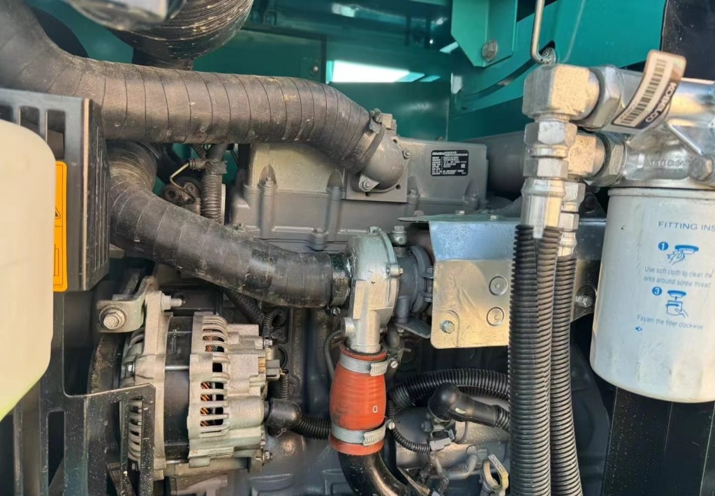 Kobelco SK 75 KOBELCO SK75-8 - Mini escavadeira: foto 5 Kobelco SK 75 KOBELCO SK75-8 - Mini escavadeira: foto 5