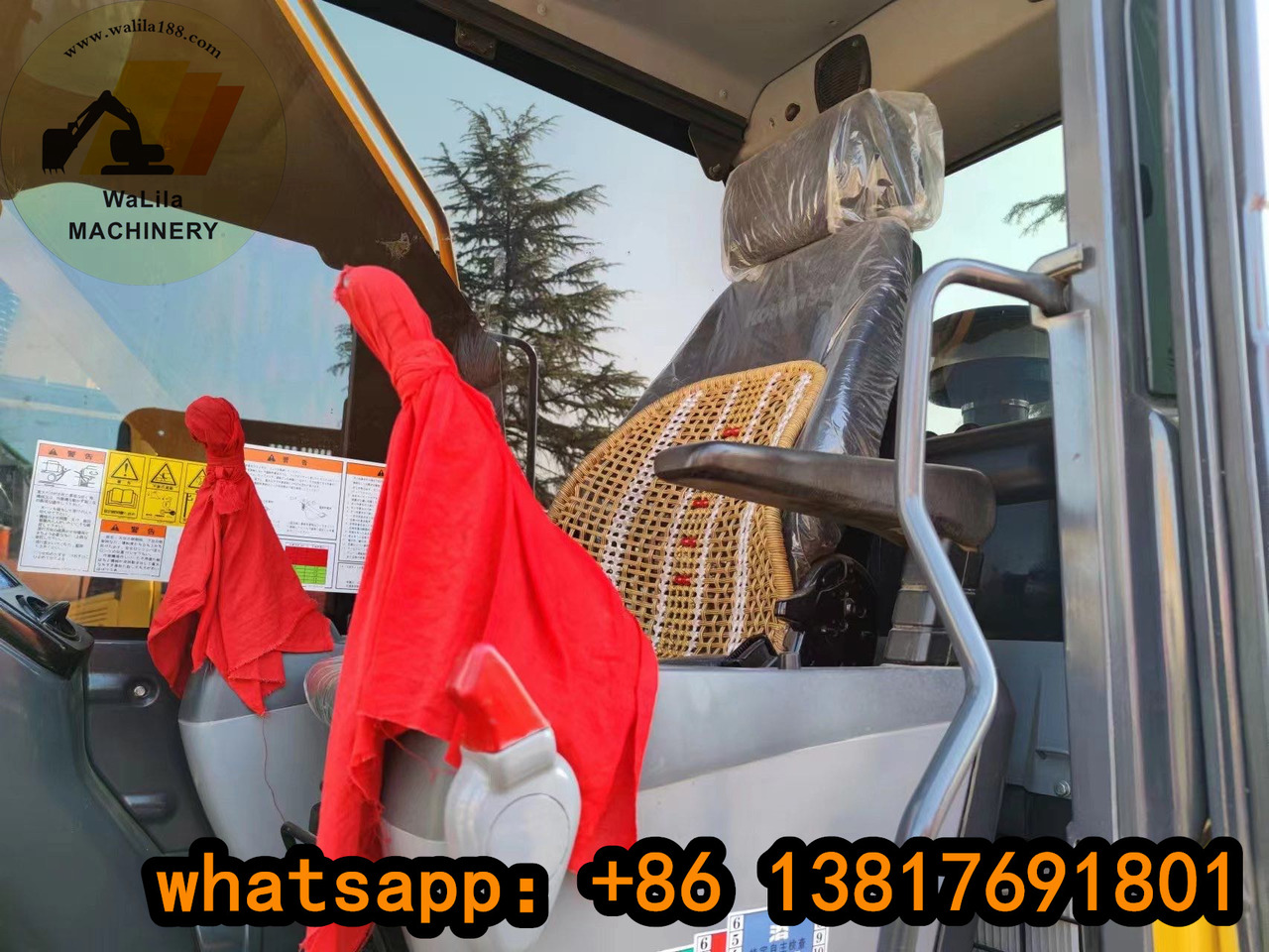 Komatsu PC 220-8 Japan imported Komatsu 22-ton medium excavator - Escavadora de rastos: foto 4 Komatsu PC 220-8 Japan imported Komatsu 22-ton medium excavator - Escavadora de rastos: foto 4