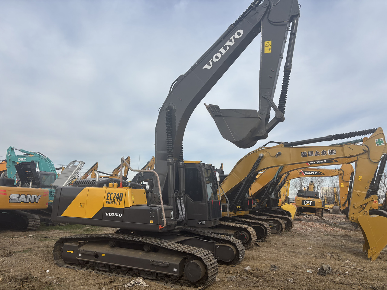 Volvo EC 240 - Escavadora de rastos: foto 5 Volvo EC 240 - Escavadora de rastos: foto 5