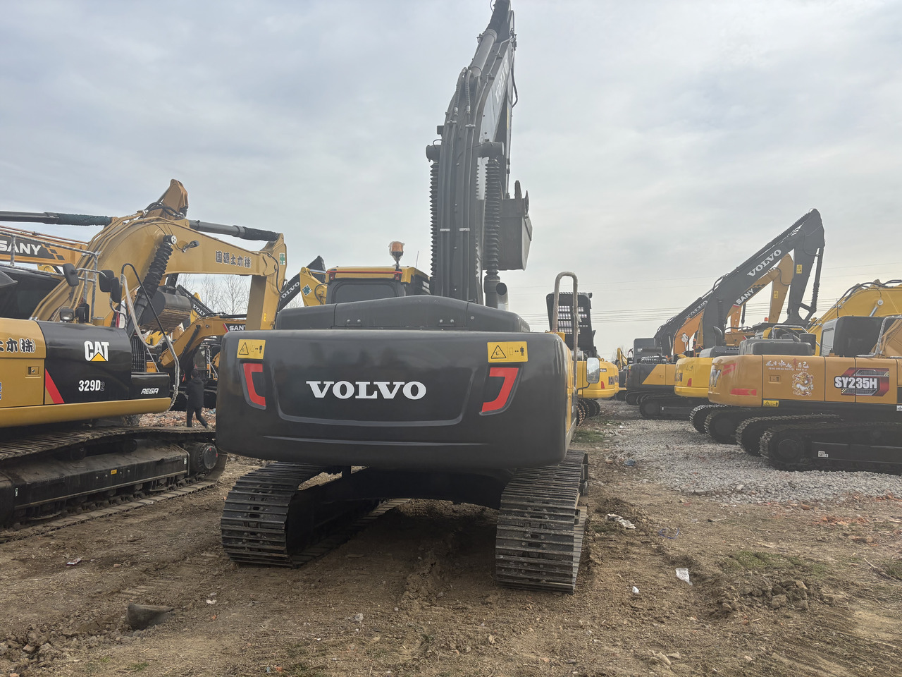 Volvo EC 240 - Escavadora de rastos: foto 3 Volvo EC 240 - Escavadora de rastos: foto 3