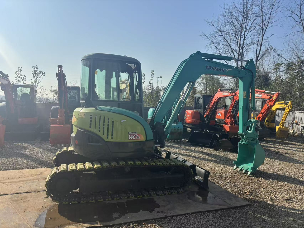 YANMAR VIO40 - Mini escavadeira: foto 1 YANMAR VIO40 - Mini escavadeira: foto 1