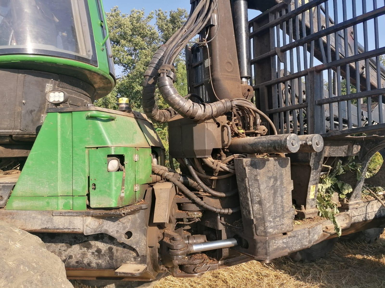 JOHN DEERE 1910E - Forwarder: foto 5 JOHN DEERE 1910E - Forwarder: foto 5