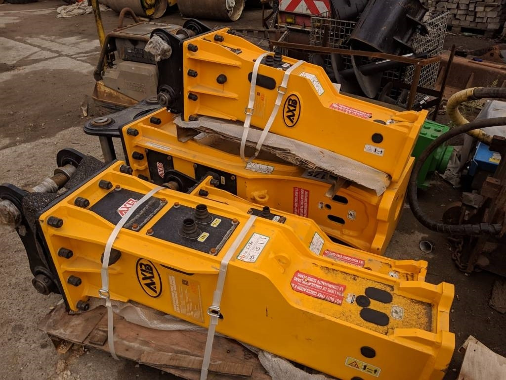 AXB BKR - Martelo hidráulico por Máquina de construção: foto 1 AXB BKR - Martelo hidráulico por Máquina de construção: foto 1