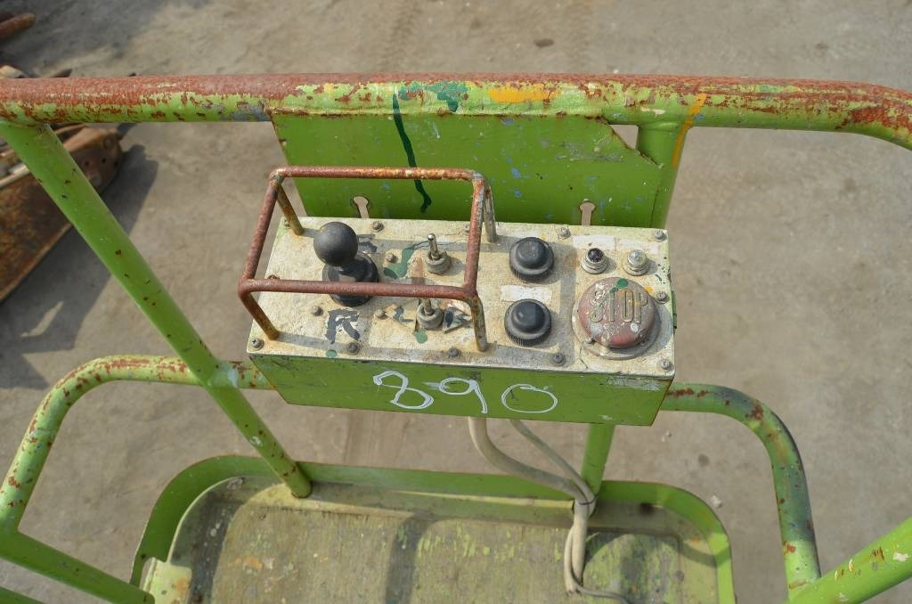 Aichi RV 041 - Plataforma de Tijera/ Plataforma de tesoura: foto 5 Aichi RV 041 - Plataforma de Tijera/ Plataforma de tesoura: foto 5