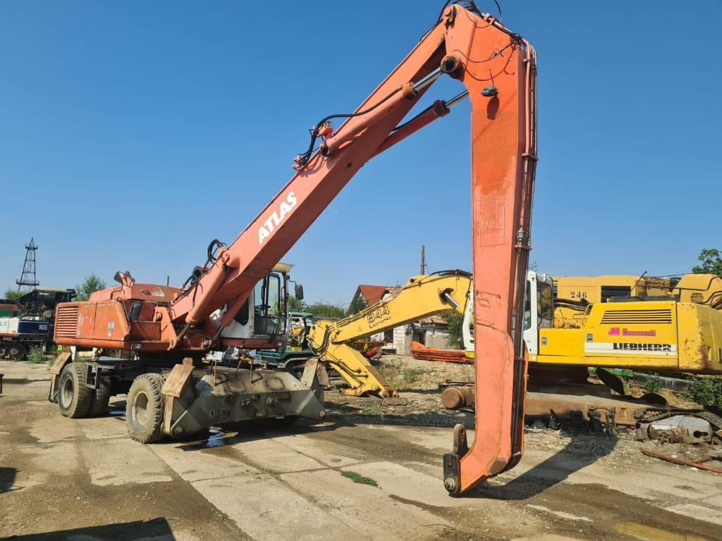 Atlas 1804 - Manipulador de material: foto 1 Atlas 1804 - Manipulador de material: foto 1