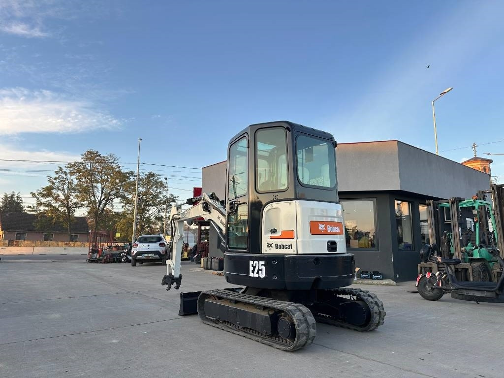 Bobcat E25EM - Mini escavadeira: foto 3 Bobcat E25EM - Mini escavadeira: foto 3