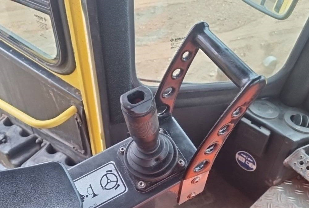 Compactadora de percussão Bomag BC722RB2: foto 8