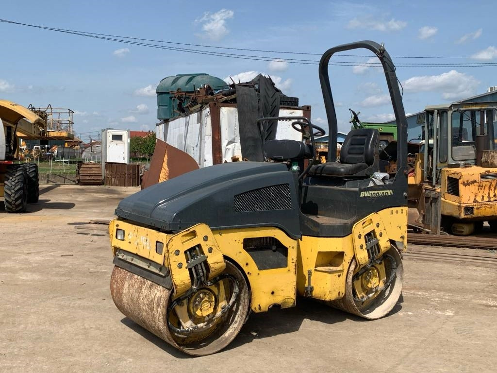 Bomag BW 100 AD-4 - Compactador de asfalto: foto 3 Bomag BW 100 AD-4 - Compactador de asfalto: foto 3