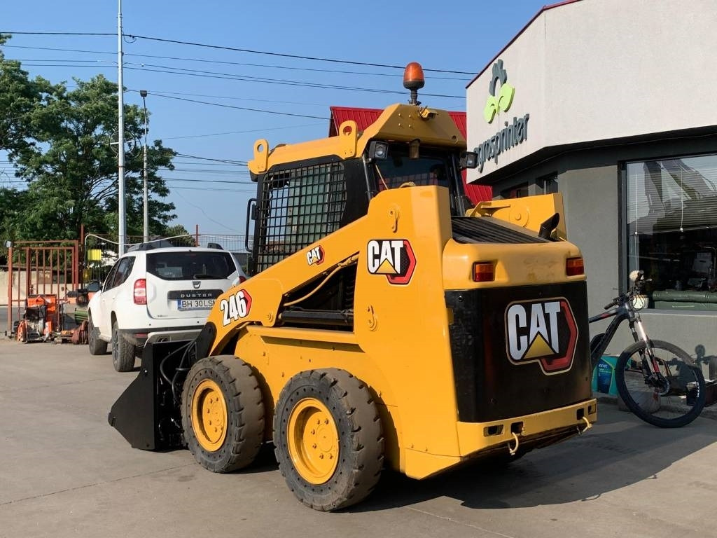 CAT 246  - Mini pá carregadora: foto 3 CAT 246  - Mini pá carregadora: foto 3