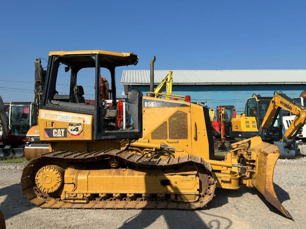 CAT D 5 K LGP - Buldôzer: foto 2 CAT D 5 K LGP - Buldôzer: foto 2