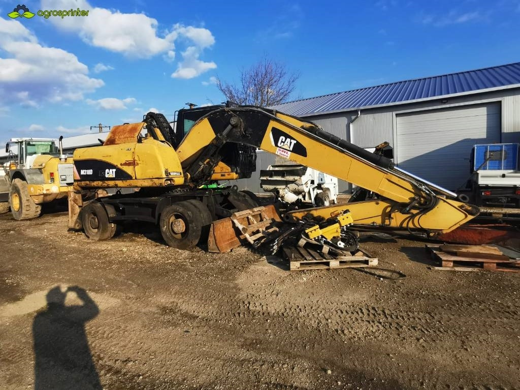 CAT M 318 D - Manipulador de material: foto 1 CAT M 318 D - Manipulador de material: foto 1