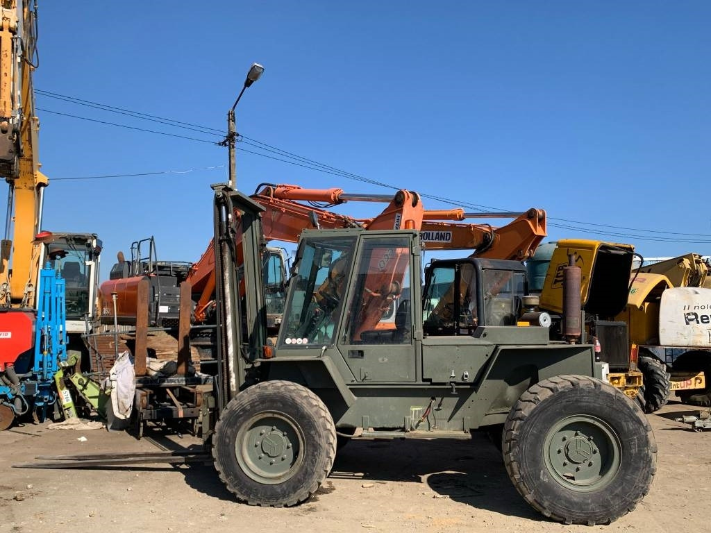 Climax Commando TT20-4M - Empilhadeira a diesel: foto 2 Climax Commando TT20-4M - Empilhadeira a diesel: foto 2