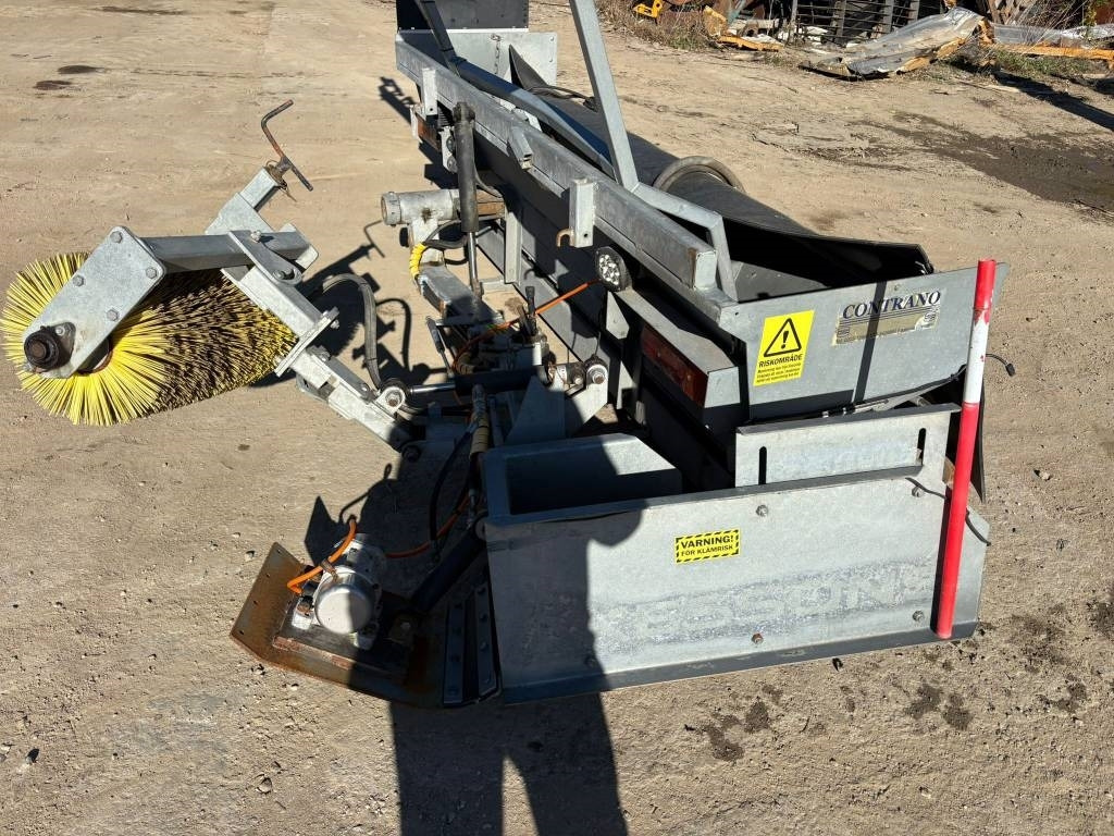 Contrano CH-KL - Vassoura: foto 3 Contrano CH-KL - Vassoura: foto 3