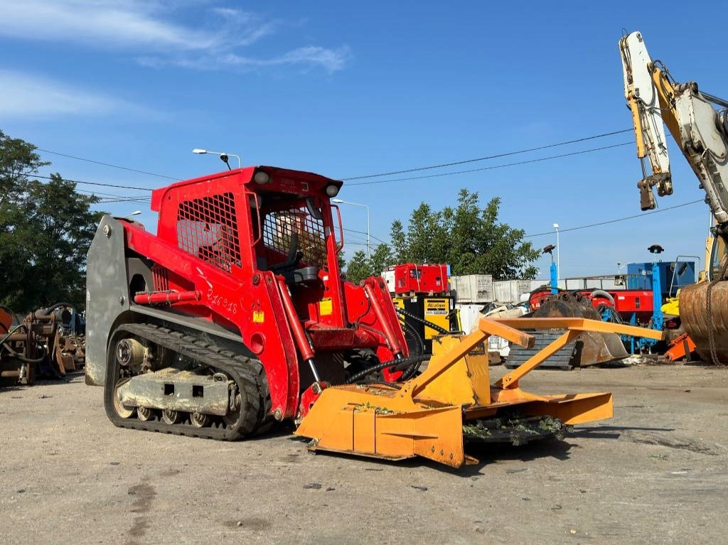 Gehl RT 175+Landhonor Forestry Mulcher - Mini pá carregadora de rastos: foto 3 Gehl RT 175+Landhonor Forestry Mulcher - Mini pá carregadora de rastos: foto 3