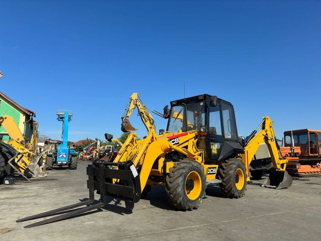 JCB 2 CX - Retroescavadeira: foto 1 JCB 2 CX - Retroescavadeira: foto 1
