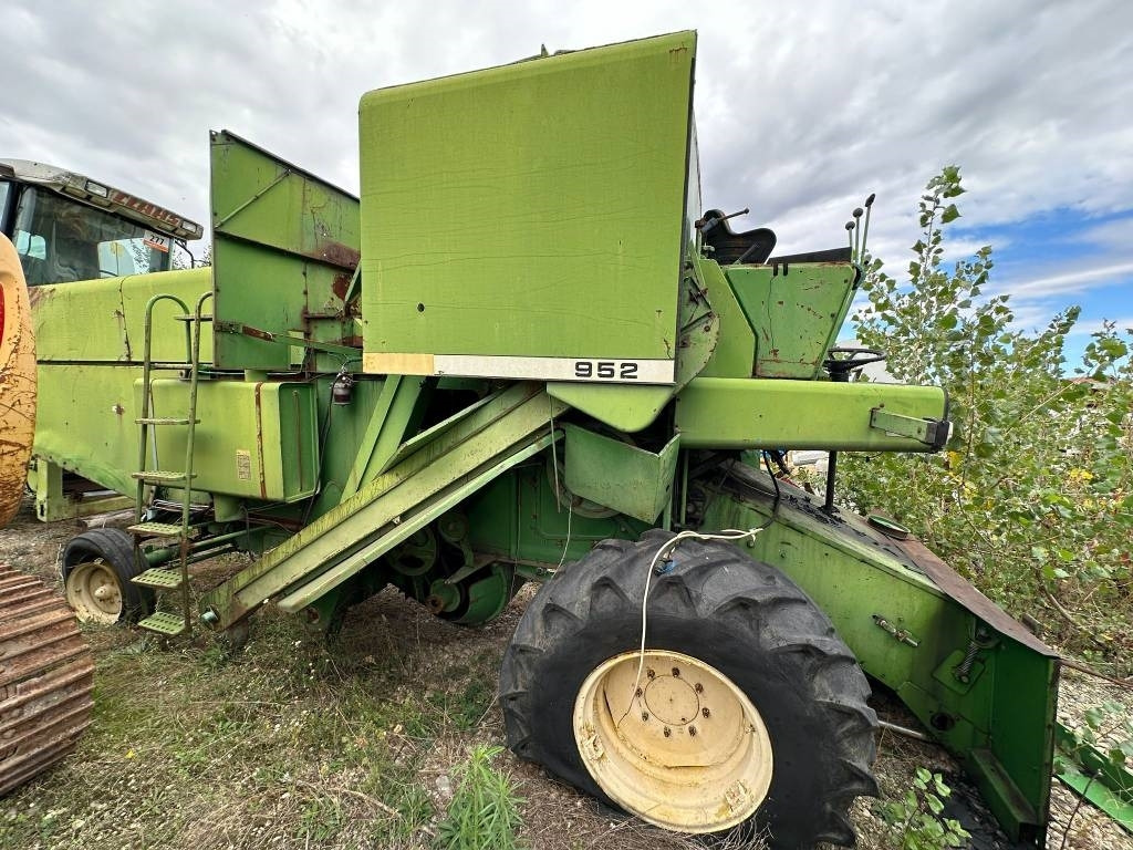 John Deere 952 FOR PARTS  - Ceifeira debulhadora: foto 2 John Deere 952 FOR PARTS  - Ceifeira debulhadora: foto 2