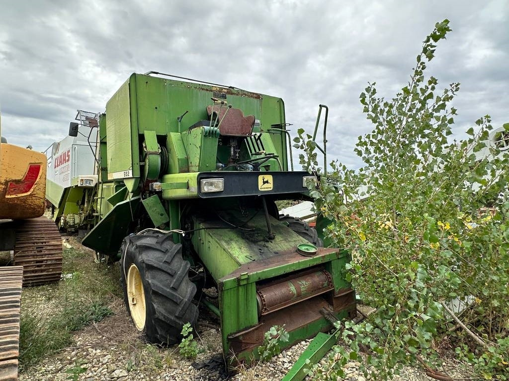 John Deere 952 FOR PARTS  - Ceifeira debulhadora: foto 1 John Deere 952 FOR PARTS  - Ceifeira debulhadora: foto 1