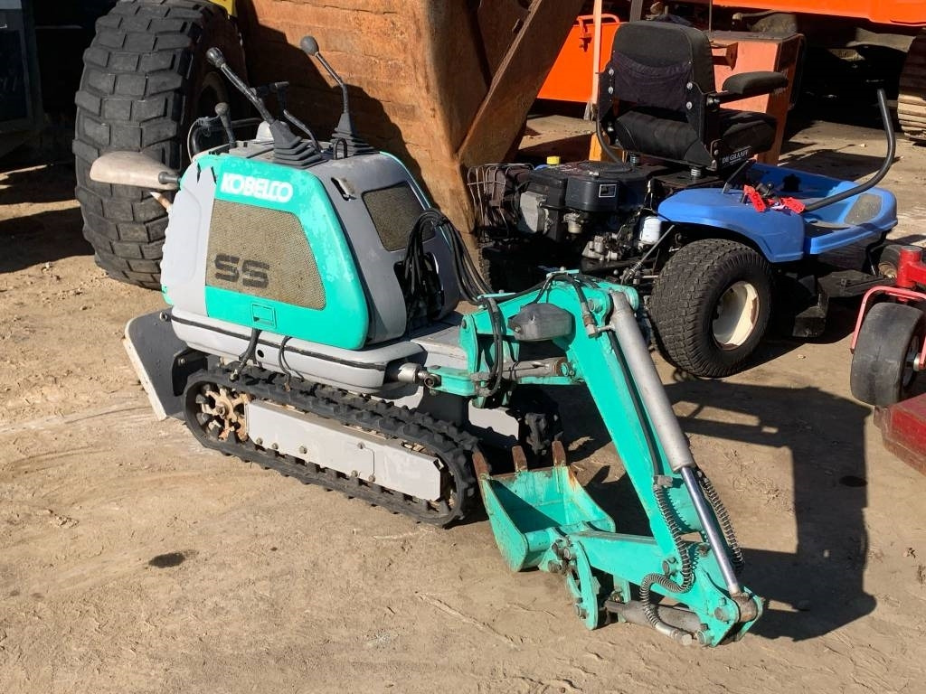 Kobelco SS 1 - Mini escavadeira: foto 1 Kobelco SS 1 - Mini escavadeira: foto 1