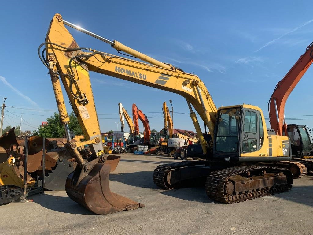 Komatsu PC 240 NLC-6K - Escavadora de rastos: foto 1 Komatsu PC 240 NLC-6K - Escavadora de rastos: foto 1
