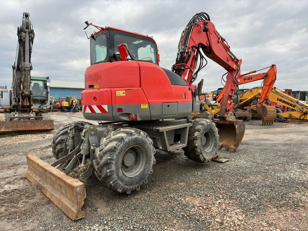 Komatsu PW98MR-8 - Escavadeira de rodas: foto 5 Komatsu PW98MR-8 - Escavadeira de rodas: foto 5