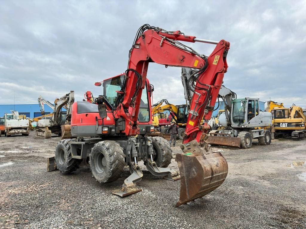 Komatsu PW98MR-8 - Escavadeira de rodas: foto 2 Komatsu PW98MR-8 - Escavadeira de rodas: foto 2