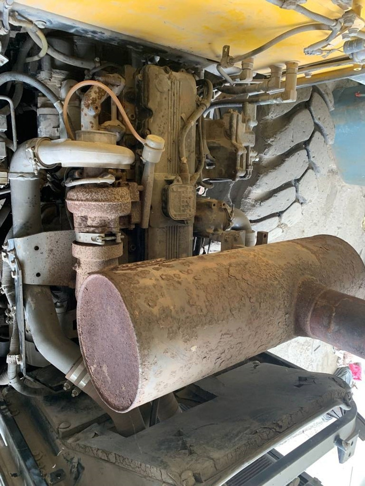 Komatsu WA 430-6 ENGINE PROBLEMS - Pá carregadora de rodas: foto 5 Komatsu WA 430-6 ENGINE PROBLEMS - Pá carregadora de rodas: foto 5