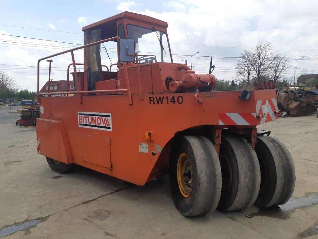 MBU RW140 - Compactador de pneus: foto 2 MBU RW140 - Compactador de pneus: foto 2