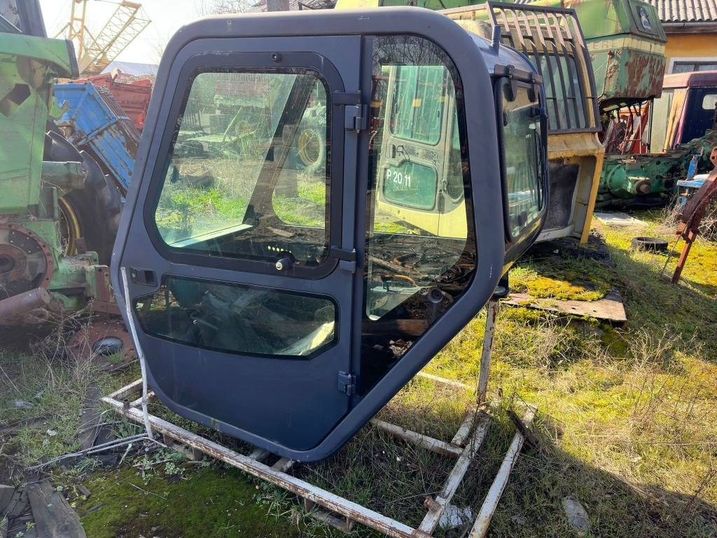 Manitou Telescopic Handler Cabin - Cabine por Máquina de construção: foto 3 Manitou Telescopic Handler Cabin - Cabine por Máquina de construção: foto 3