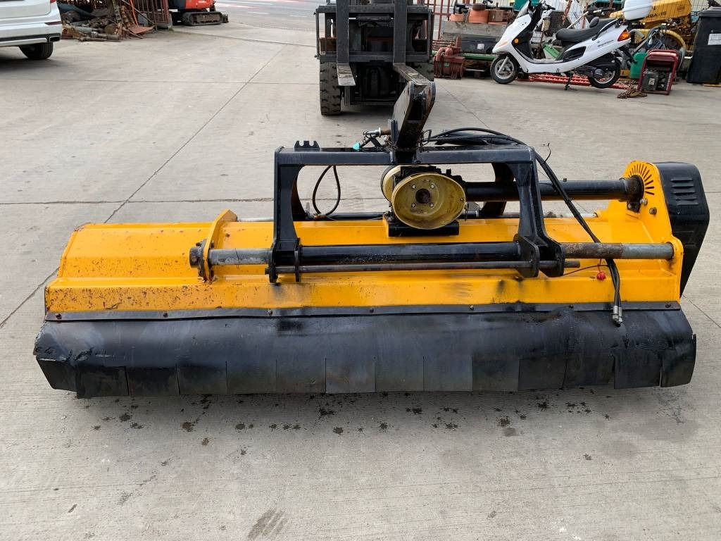 McConnel 230 - Triturador de martelos/ Destroçador: foto 3 McConnel 230 - Triturador de martelos/ Destroçador: foto 3