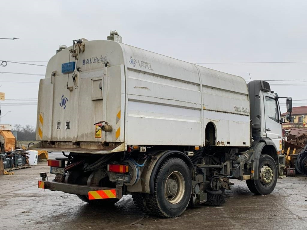 Mercedes-Benz Axor 1829  - Varredora urbana: foto 4 Mercedes-Benz Axor 1829  - Varredora urbana: foto 4