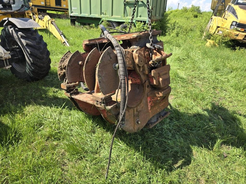 Movax SP60F PILE DRIVER - Bate estaca: foto 3 Movax SP60F PILE DRIVER - Bate estaca: foto 3