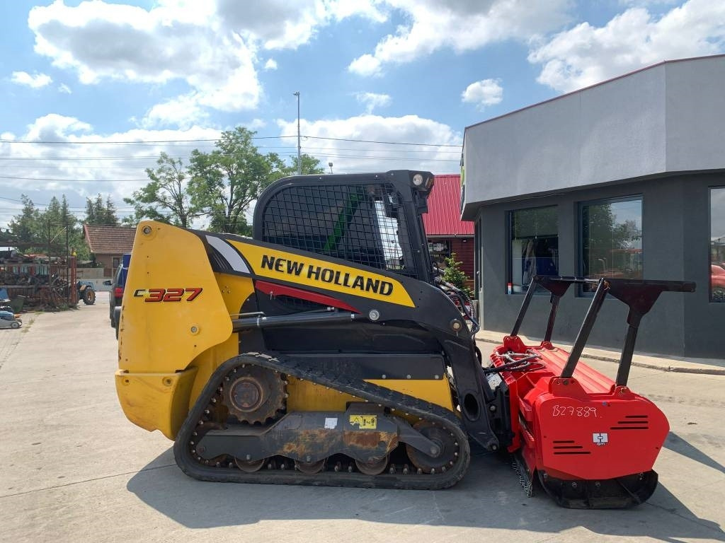 New Holland C327 - Mini pá carregadora: foto 5 New Holland C327 - Mini pá carregadora: foto 5