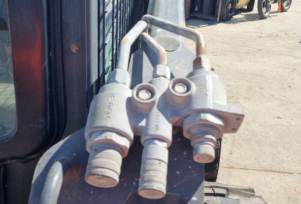 New Holland L 218 - Mini pá carregadora: foto 4 New Holland L 218 - Mini pá carregadora: foto 4