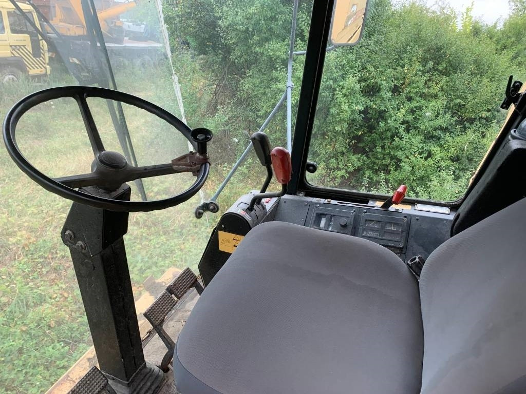 Ceifeira debulhadora New Holland TX 32: foto 8