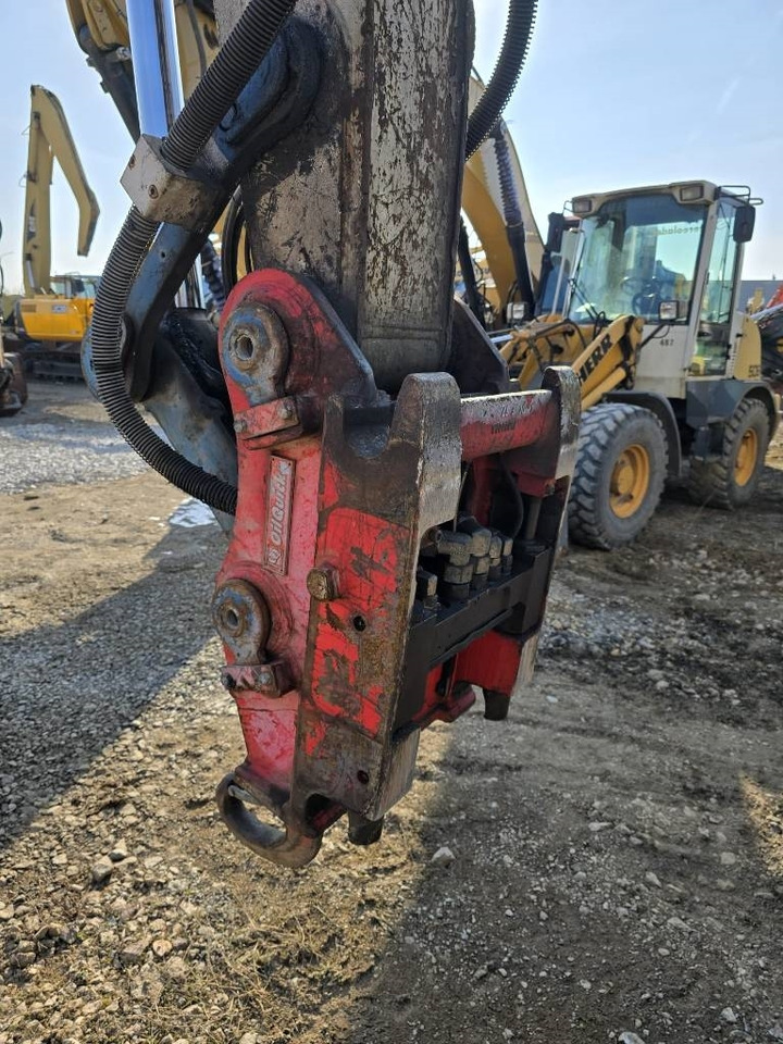 OilQuick OQ70-55 Quick Coupler - Acoplamento rápido: foto 1 OilQuick OQ70-55 Quick Coupler - Acoplamento rápido: foto 1