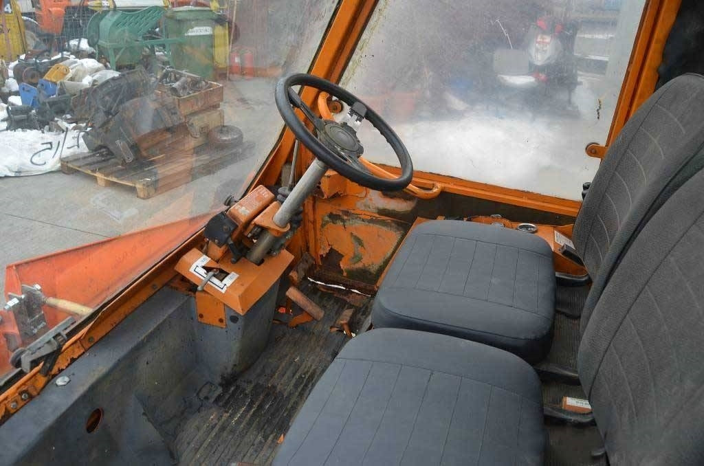 Sisis Sisis - Veículo limpa-neves: foto 5 Sisis Sisis - Veículo limpa-neves: foto 5