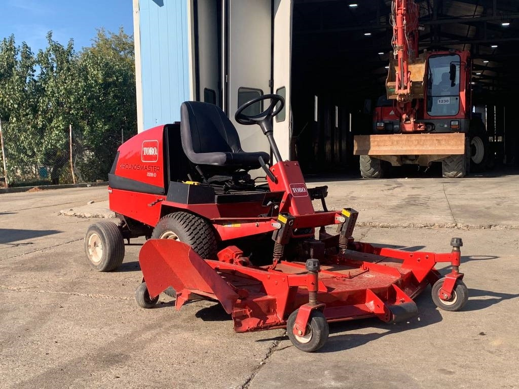 Toro Groundmaster 228D - Cortador de grama: foto 4 Toro Groundmaster 228D - Cortador de grama: foto 4