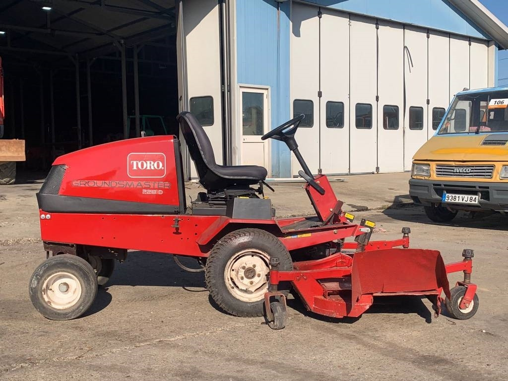 Toro Groundmaster 228D - Cortador de grama: foto 5 Toro Groundmaster 228D - Cortador de grama: foto 5