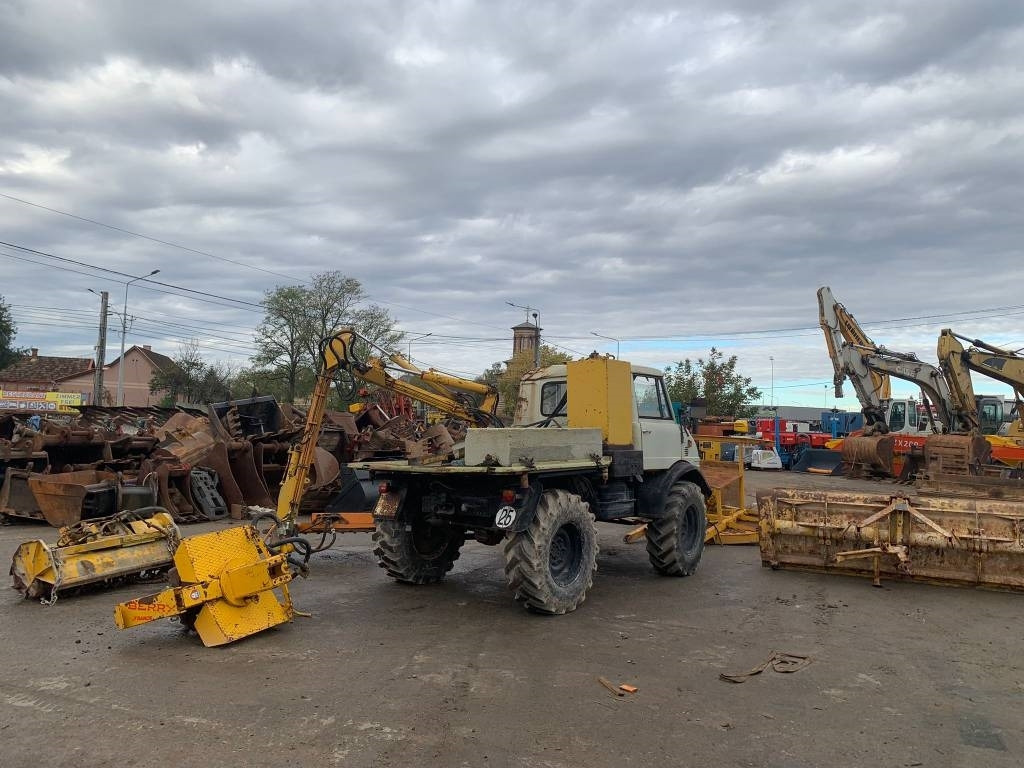Mercedes-Benz 406A - Veículo municipal/ Especial: foto 4 Mercedes-Benz 406A - Veículo municipal/ Especial: foto 4