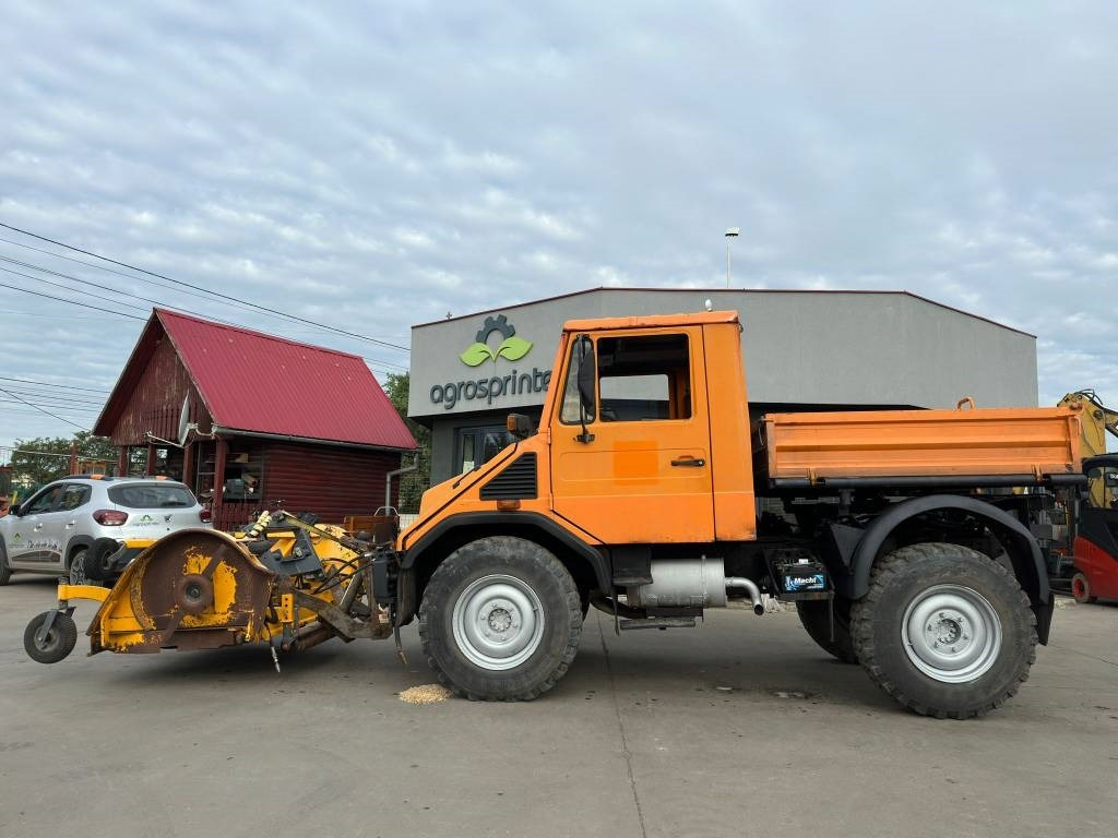 Mercedes-Benz Unimog 408/10 - Veículo municipal/ Especial: foto 2 Mercedes-Benz Unimog 408/10 - Veículo municipal/ Especial: foto 2