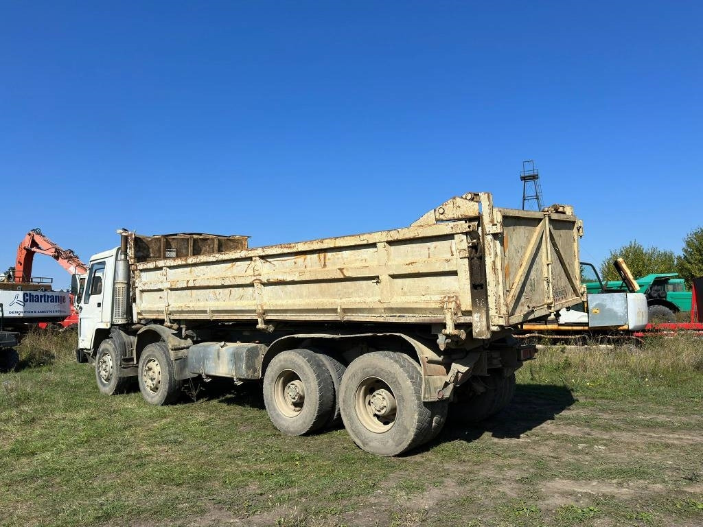Volvo FL 10 - Camião basculante: foto 3 Volvo FL 10 - Camião basculante: foto 3