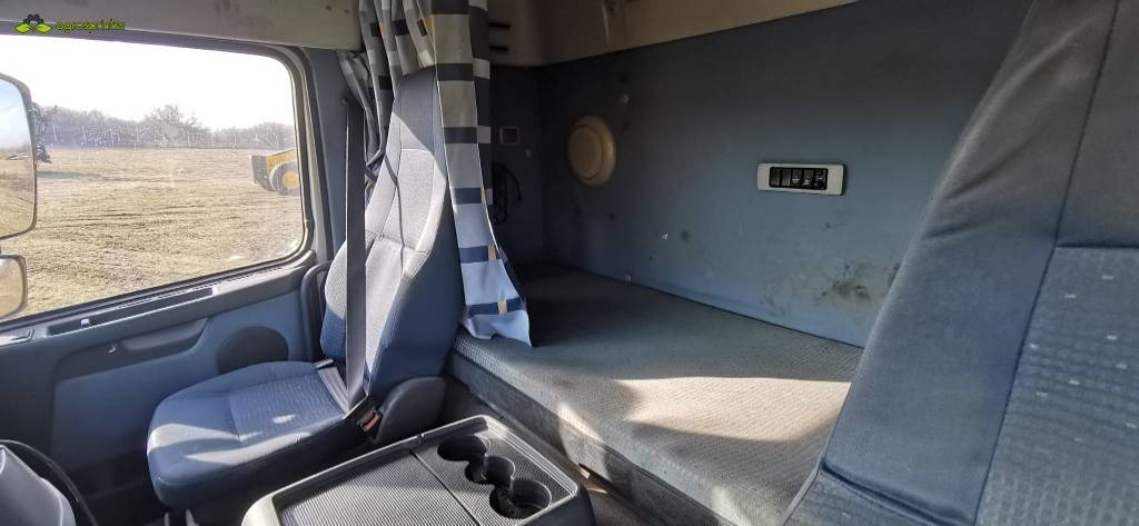 Camião basculante Volvo FM12 420: foto 6