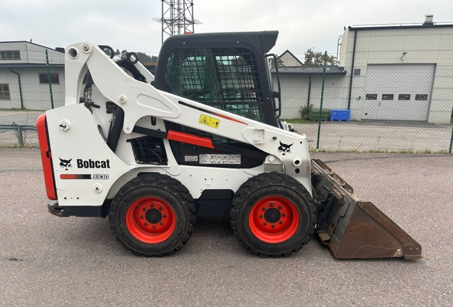 Bobcat S530 - Mini pá carregadora: foto 1 Bobcat S530 - Mini pá carregadora: foto 1