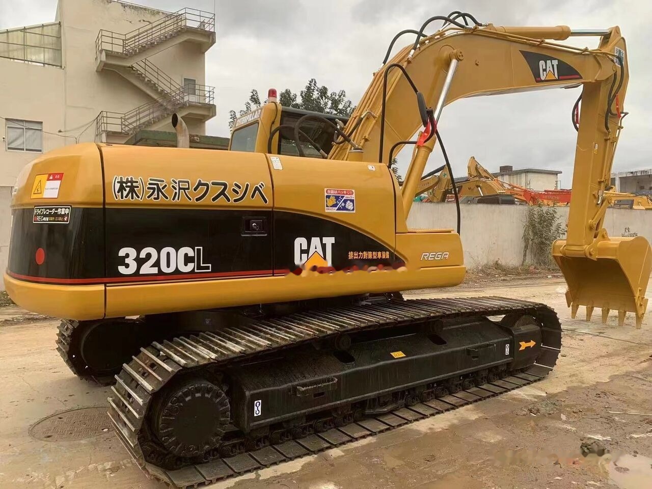 Caterpillar 320CL - Escavadora de rastos: foto 3 Caterpillar 320CL - Escavadora de rastos: foto 3