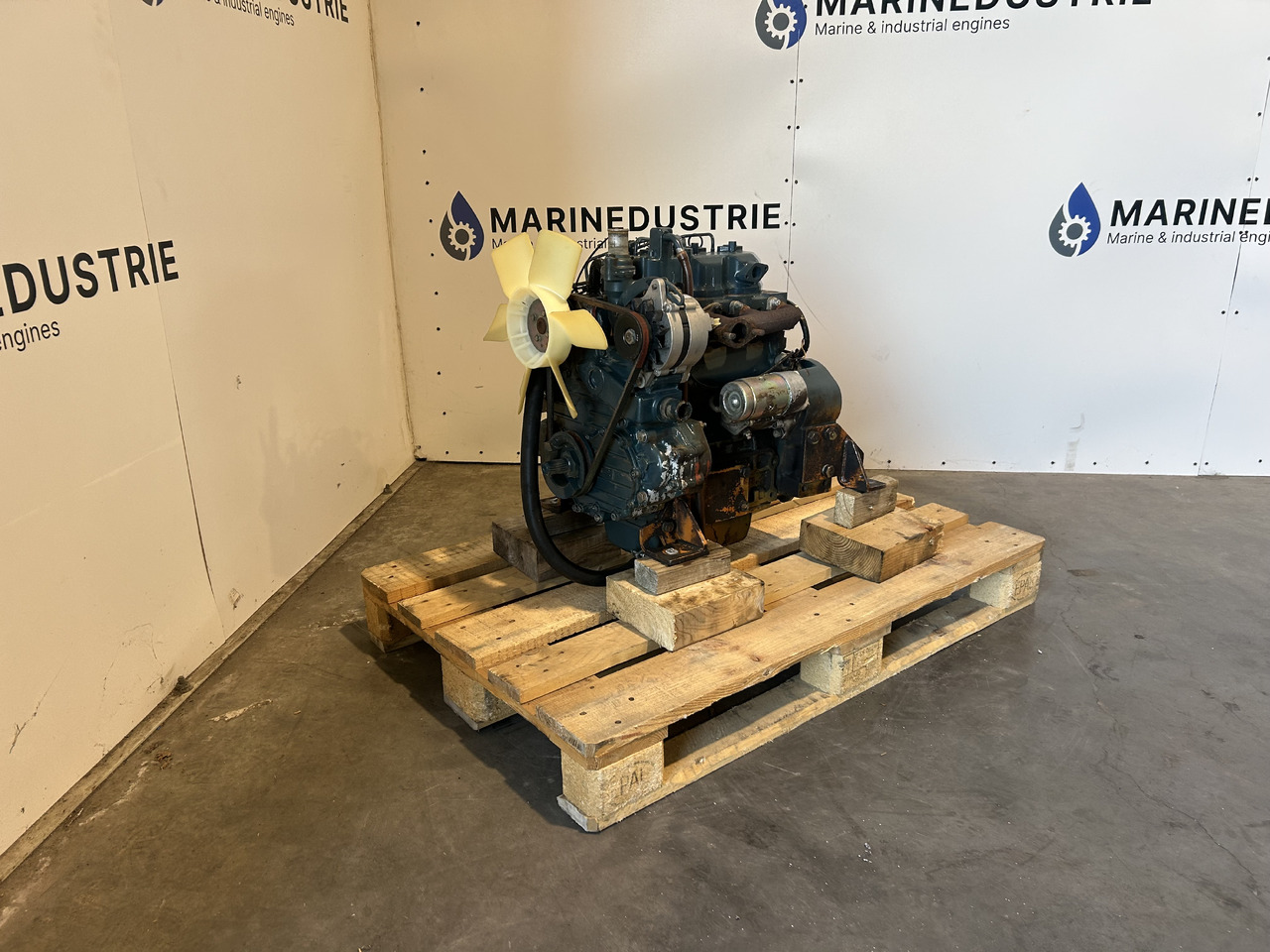 Kubota D1102 - Motor por Compactador de asfalto: foto 2 Kubota D1102 - Motor por Compactador de asfalto: foto 2