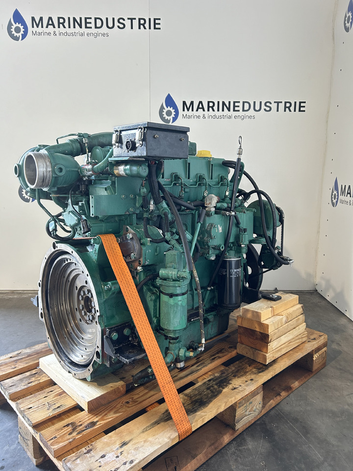 Volvo Penta D5A-T BA - Motor por Máquina de outro: foto 3 Volvo Penta D5A-T BA - Motor por Máquina de outro: foto 3
