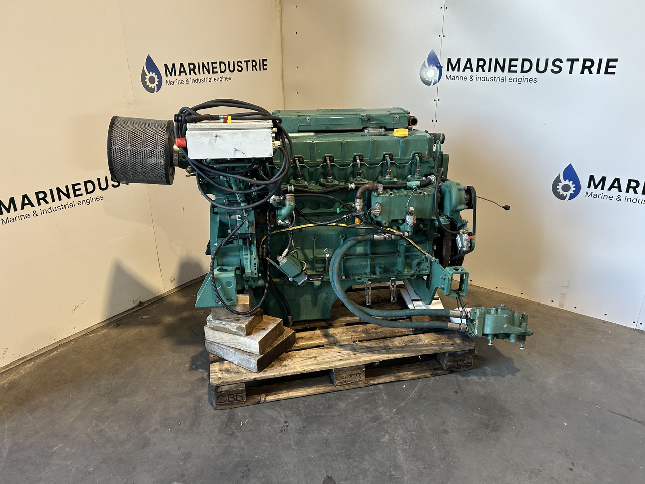 Volvo Penta D7C-B TA - Motor por Máquina de outro: foto 1 Volvo Penta D7C-B TA - Motor por Máquina de outro: foto 1